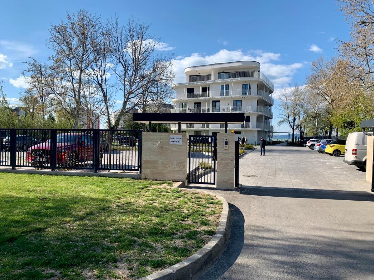 South Part Silverbeach Шіофок Екстер'єр фото