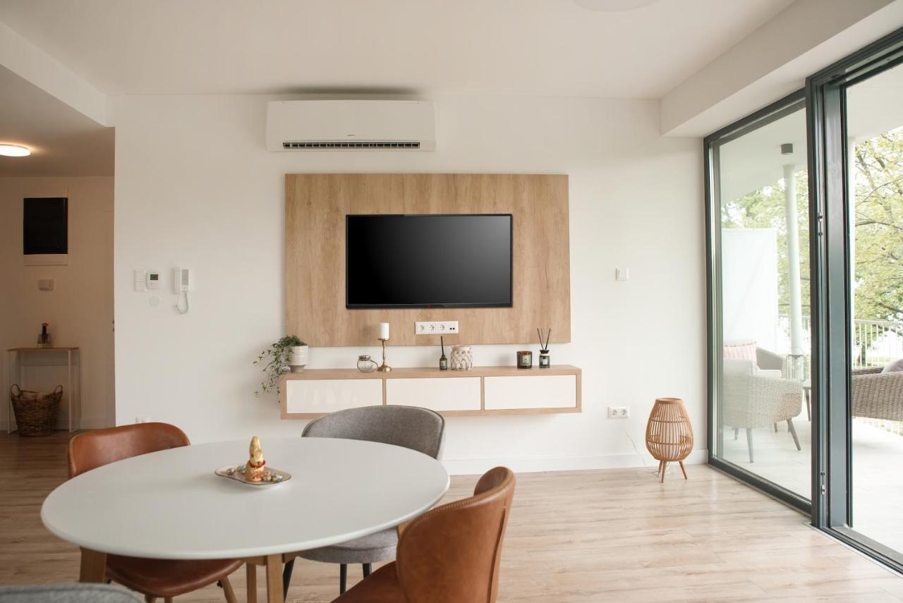 South Part Silverbeach Шіофок Екстер'єр фото